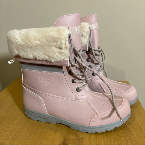 Butte Ii Pink Ugg Snow Boots UGG BUTTE II CWR 1098890K Light Pink